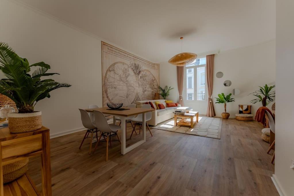 L'Echappee Chic Au Coeur De Valence Apartment Valence  Bagian luar foto