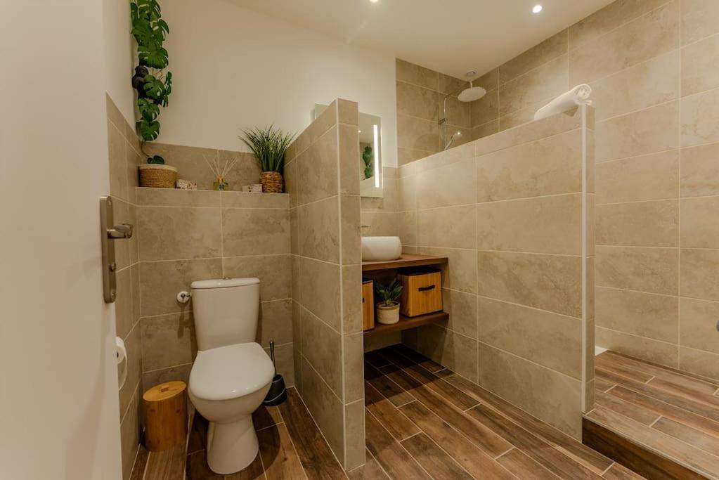 L'Echappee Chic Au Coeur De Valence Apartment Valence  Bagian luar foto