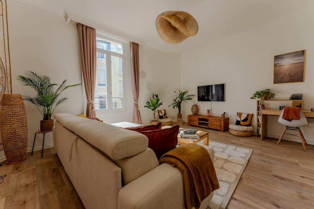 L'Echappee Chic Au Coeur De Valence Apartment Valence  Bagian luar foto